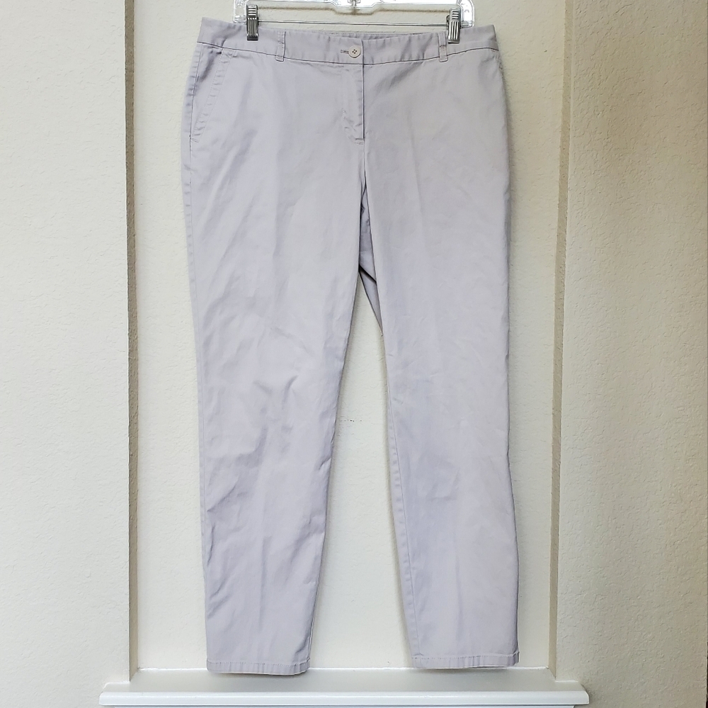 Talbots  Ladies Weekender Pants.   Size 10